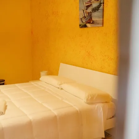 Domus Aurea Relax Σαλέρνο