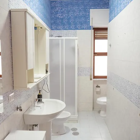 Domus Aurea Relax Bed and Breakfast 3*