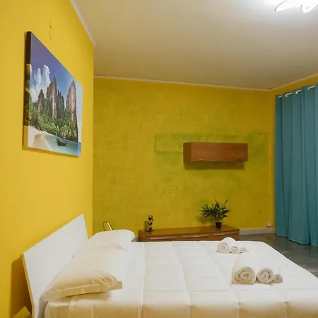 Domus Aurea Relax * Salerno