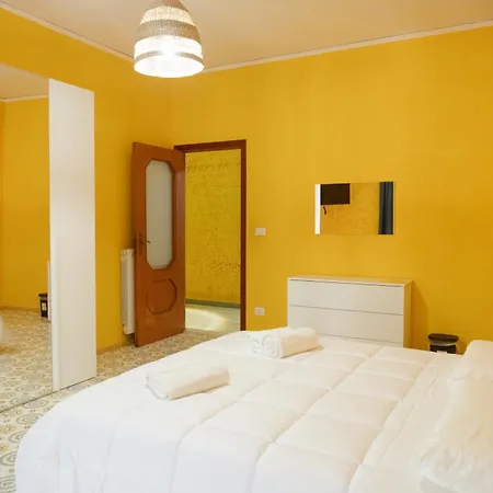Domus Aurea Relax * Salerno