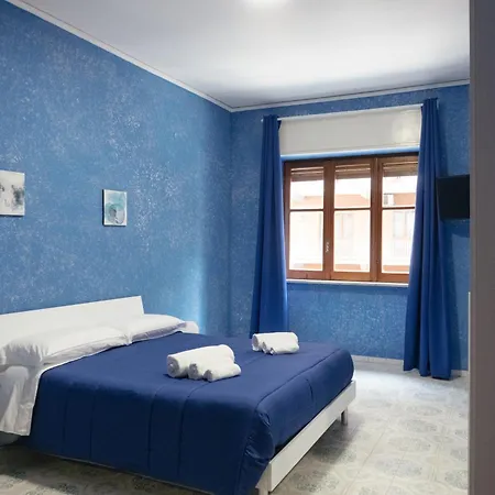 Domus Aurea Relax サレルノ