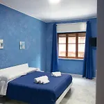 Domus Aurea Relax Oda ve Kahvaltı 3*